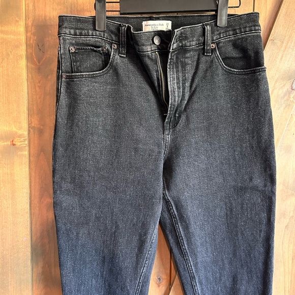 Abercrombie black vent hem Jean - Picture 7 of 11